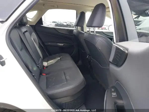 2T2GKCEZ2NC008871 2022 LEXUS NX - Image 8