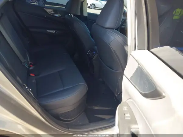 2T2GKCEZ2NC009521 2022 LEXUS NX - Image 8