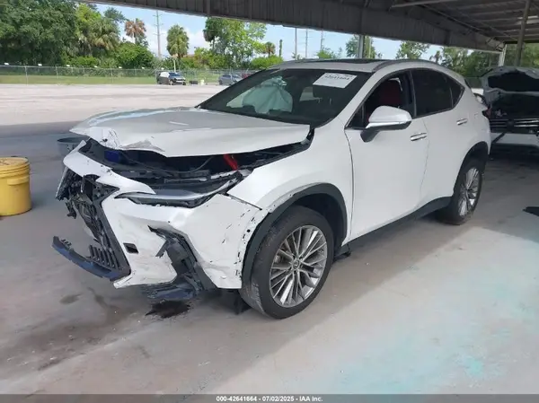 2T2GKCEZ2PC010333 2023 LEXUS NX - Image 2