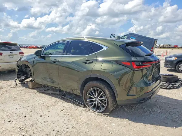 2T2GKCEZ2RC029564 2024 LEXUS NX - Image 2