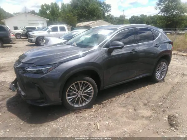 2T2GKCEZ2SC032602 2025 LEXUS NX - Image 2