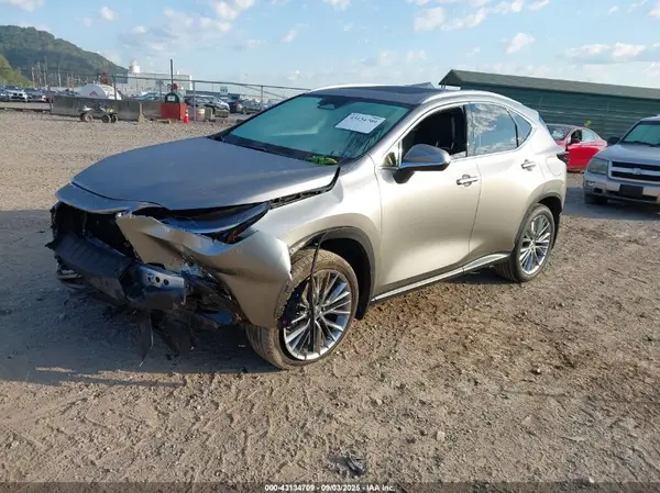 2T2GKCEZ3NC004716 2022 LEXUS NX - Image 2