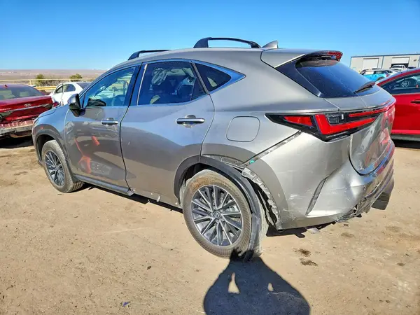 2T2GKCEZ3RC025748 2024 LEXUS NX - Image 2