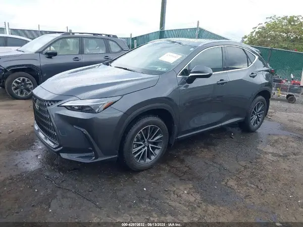 2T2GKCEZ3SC045570 2025 LEXUS NX - Image 2