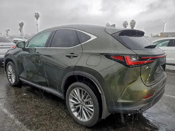 2T2GKCEZ4SC032715 2025 LEXUS NX - Image 2