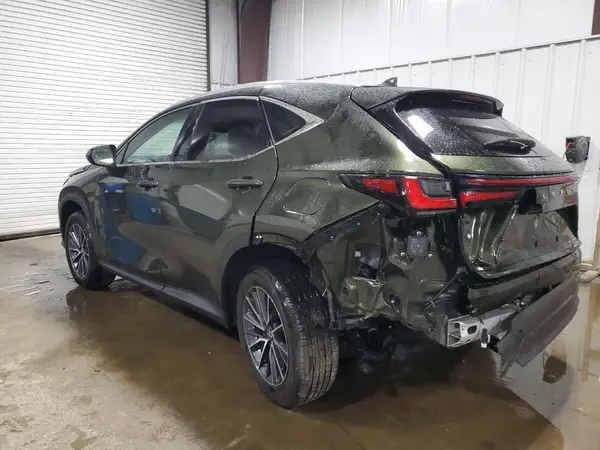 2T2GKCEZ4SC052902 2025 LEXUS NX - Image 2
