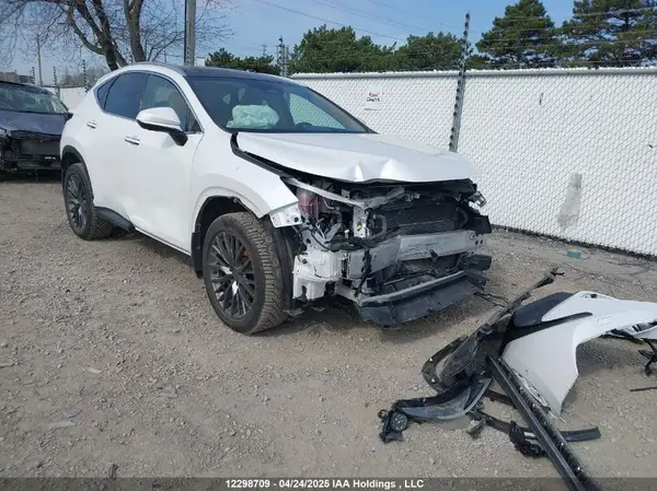 2T2GKCEZ5NC003521 2022 LEXUS NX - Image 1