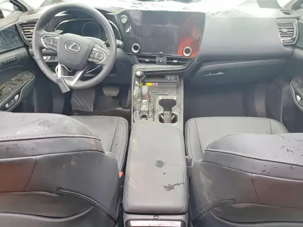 2T2GKCEZ5NC007441 2022 LEXUS NX - Image 8