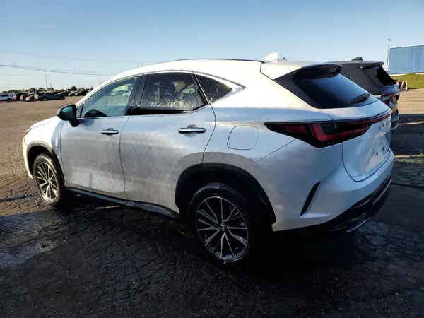 2T2GKCEZ5SC039060 2025 LEXUS NX - Image 2