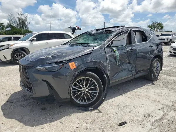 2T2GKCEZ6PC015566 2023 LEXUS NX - Image 1