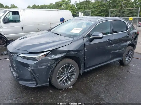 2T2GKCEZ6SC035728 2025 LEXUS NX - Image 2
