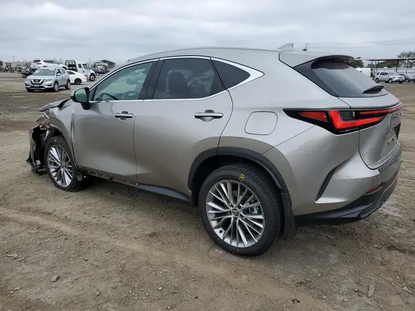 2T2GKCEZ6SC041433 2025 LEXUS NX - Image 2