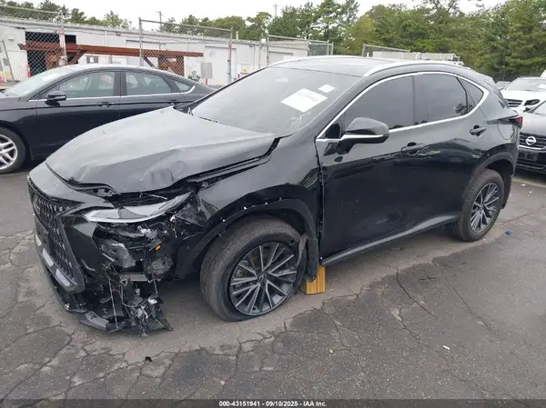 2T2GKCEZ6SC052075 2025 LEXUS NX - Image 2