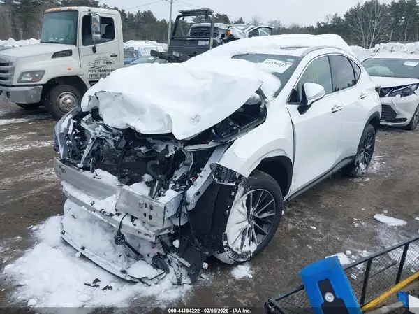 2T2GKCEZ6TC058573 2026 LEXUS NX - Image 2