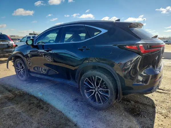 2T2GKCEZ7NC006503 2022 LEXUS NX - Image 2