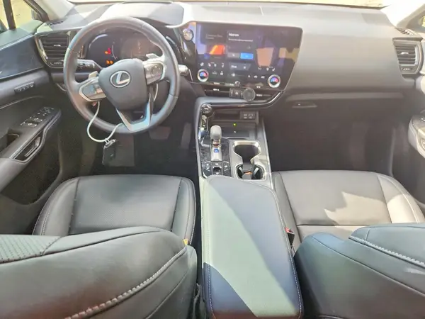 2T2GKCEZ7NC008476 2022 LEXUS NX - Image 8