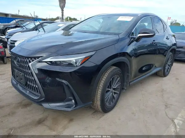2T2GKCEZ7RC021945 2024 LEXUS NX - Image 2