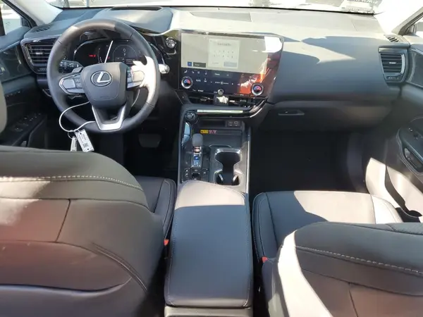 2T2GKCEZ7SC052893 2025 LEXUS NX - Image 8