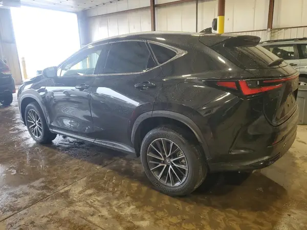 2T2GKCEZ8NC006932 2022 LEXUS NX - Image 2