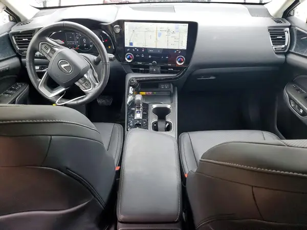 2T2GKCEZ8RC023641 2024 LEXUS NX - Image 8
