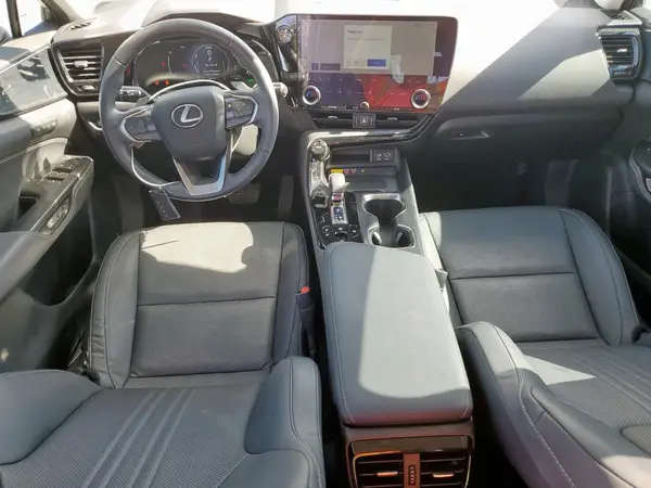 2T2GKCEZ9NC004056 2022 LEXUS NX - Image 8