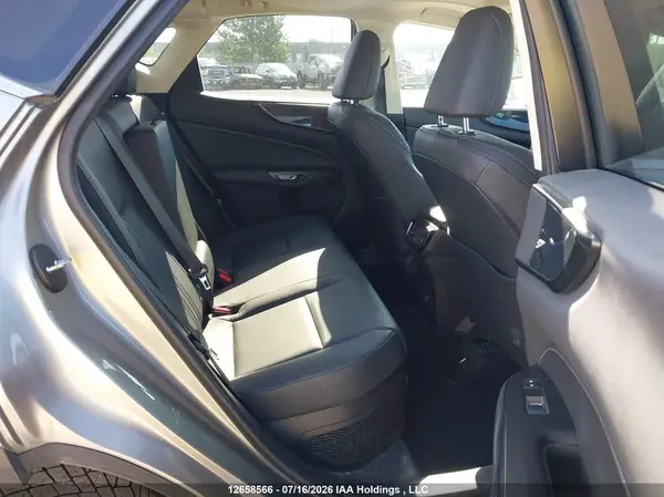 2T2GKCEZXNC007001 2022 LEXUS NX - Image 8
