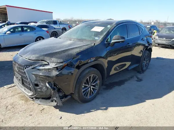 2T2HGCEZ2RC042465 2024 LEXUS NX - Image 2