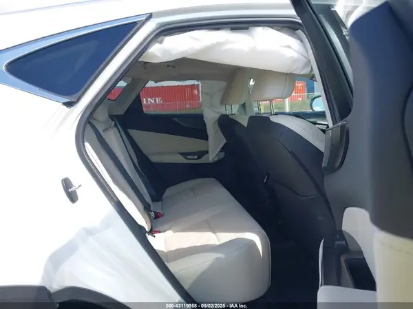2T2HGCEZ4SC082598 2025 LEXUS NX - Image 8