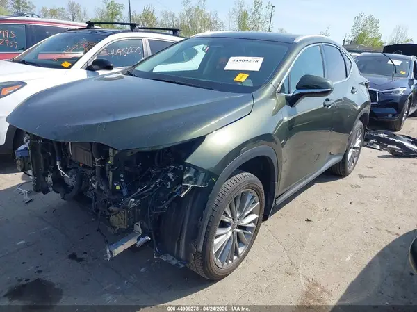 2T2HGCEZ5RC038670 2024 LEXUS NX - Image 2