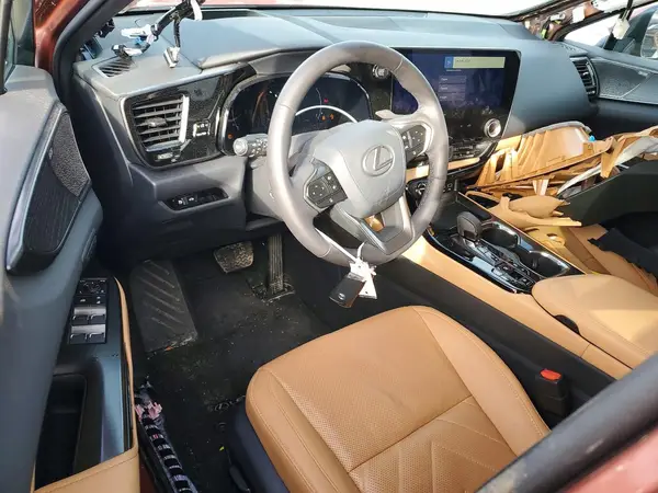 2T2HGCEZ6SC081517 2025 LEXUS NX - Image 8