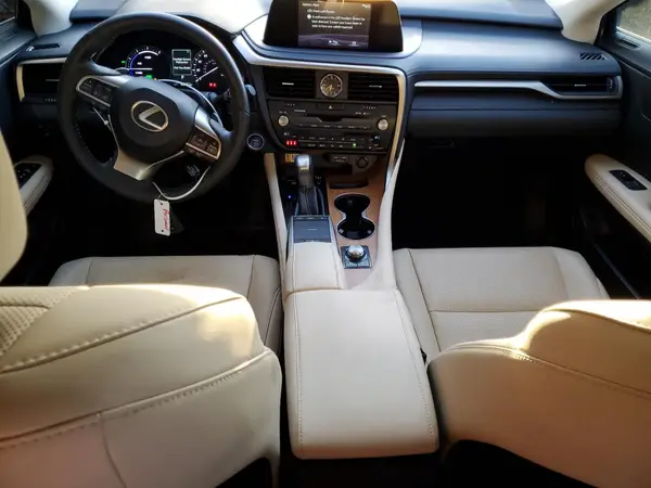 2T2HGMDA0MC070808 2021 LEXUS RX - Image 8