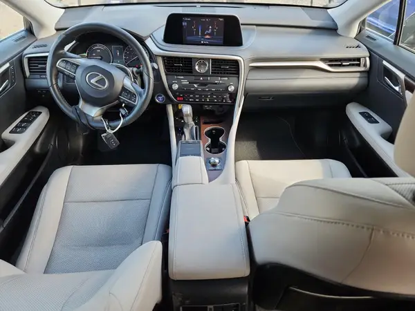 2T2HGMDA1MC070204 2021 LEXUS RX - Image 8