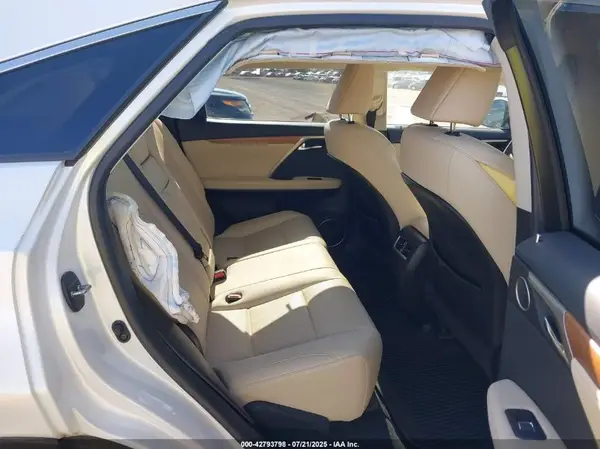 2T2HGMDA1NC085318 2022 LEXUS RX - Image 8