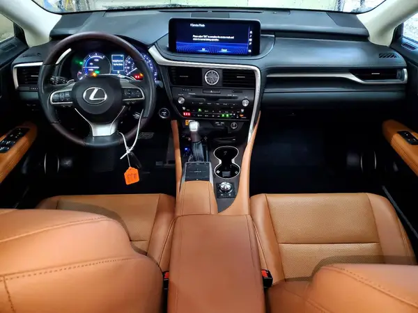 2T2HGMDA1NC091118 2022 LEXUS RX - Image 8