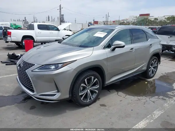 2T2HGMDA1NC094391 2022 LEXUS RX - Image 2