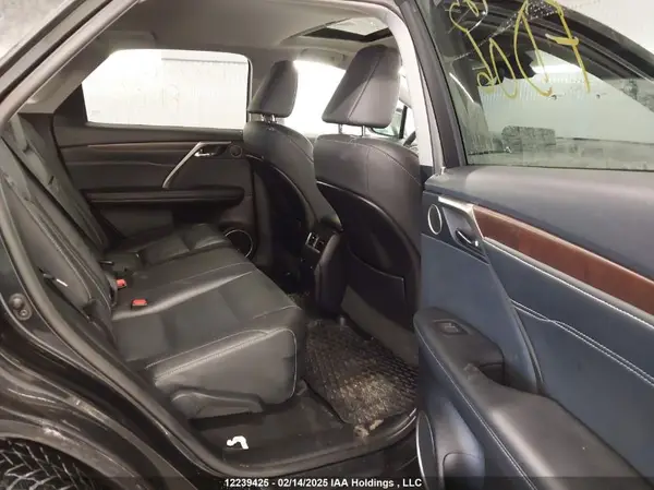 2T2HGMDA2NC073646 2022 LEXUS RX - Image 8