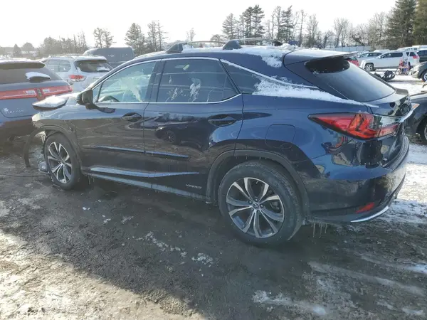 2T2HGMDA2NC081178 2022 LEXUS RX - Image 2