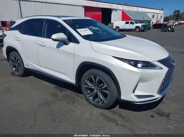 2T2HGMDA2NC088180 2022 LEXUS RX - Image 1