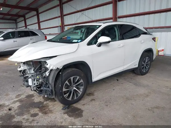2T2HGMDA2NC089216 2022 LEXUS RX - Image 2