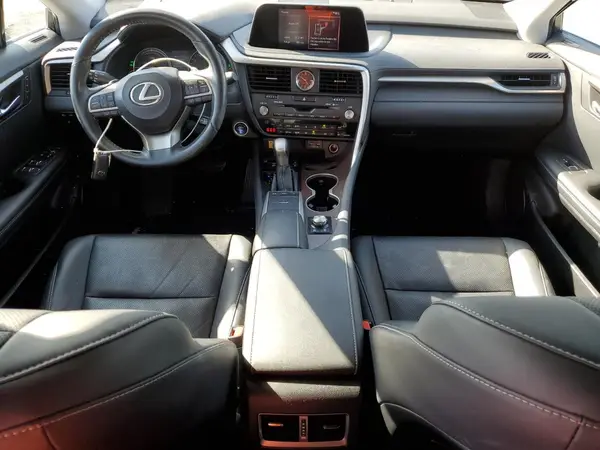 2T2HGMDA2NC090365 2022 LEXUS RX - Image 8