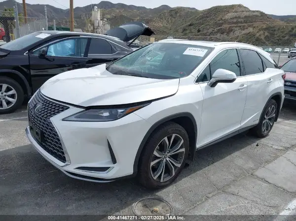 2T2HGMDA2NC092181 2022 LEXUS RX - Image 2