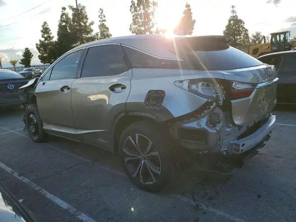 2T2HGMDA3LC052706 2020 LEXUS RX - Image 2