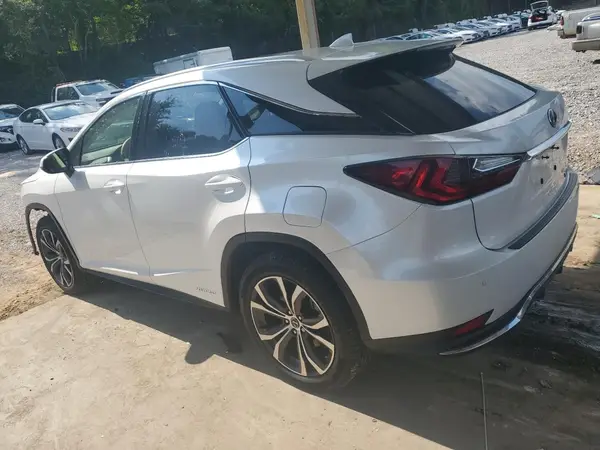 2T2HGMDA4LC043447 2020 LEXUS RX - Image 2