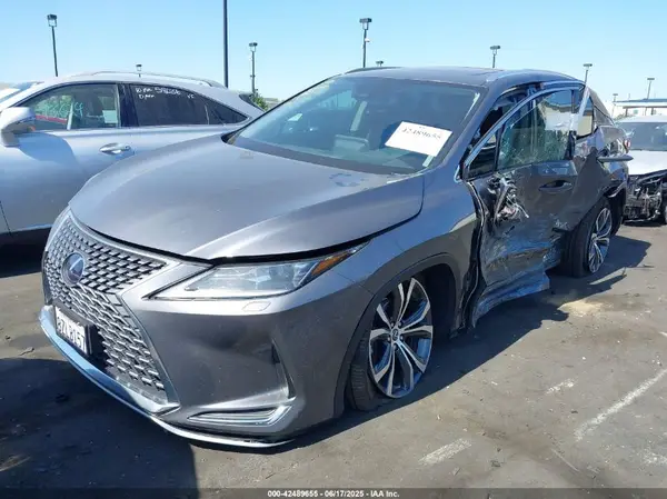 2T2HGMDA4NC077617 2022 LEXUS RX - Image 2