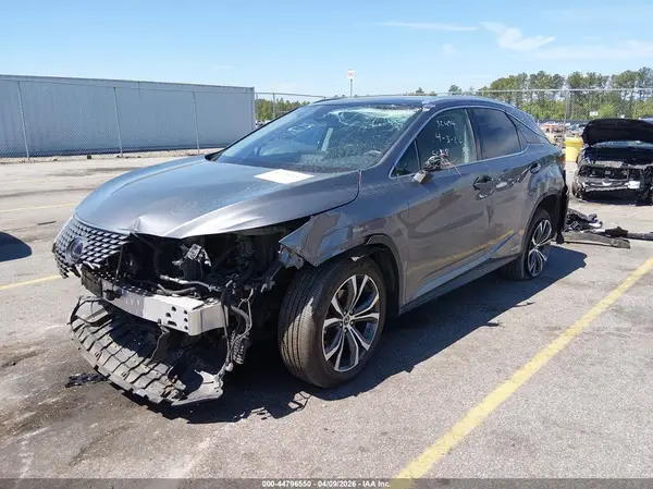 2T2HGMDA4NC081313 2022 LEXUS RX - Image 2