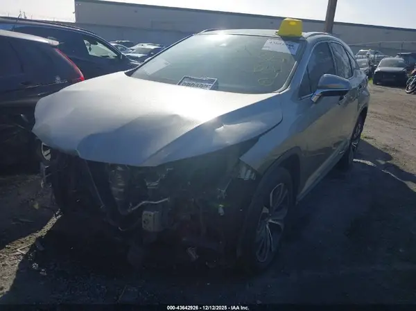 2T2HGMDA6LC051212 2020 LEXUS RX - Image 2