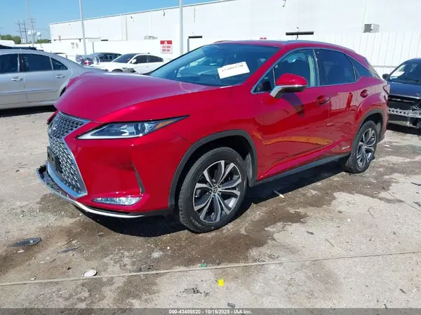 2T2HGMDA8NC091701 2022 LEXUS RX - Image 2