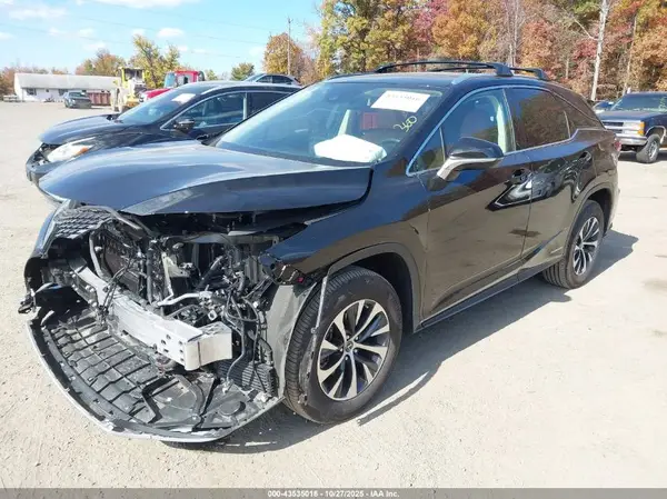 2T2HGMDA9NC087723 2022 LEXUS RX - Image 2