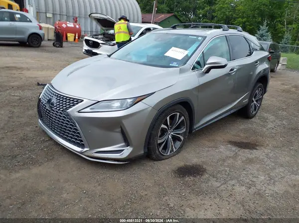 2T2HGMDAXLC047776 2020 LEXUS RX - Image 2
