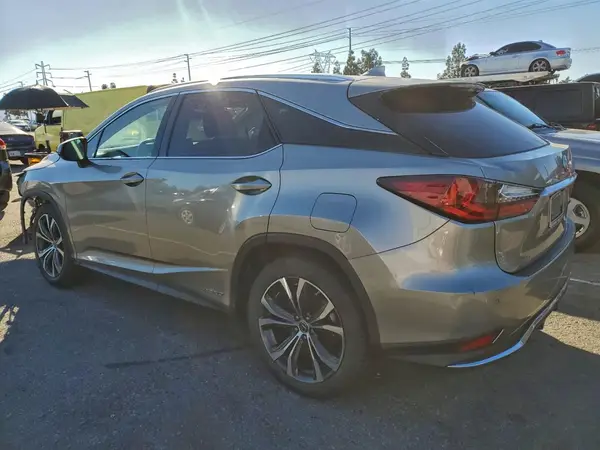 2T2HGMDAXLC052217 2020 LEXUS RX - Image 2